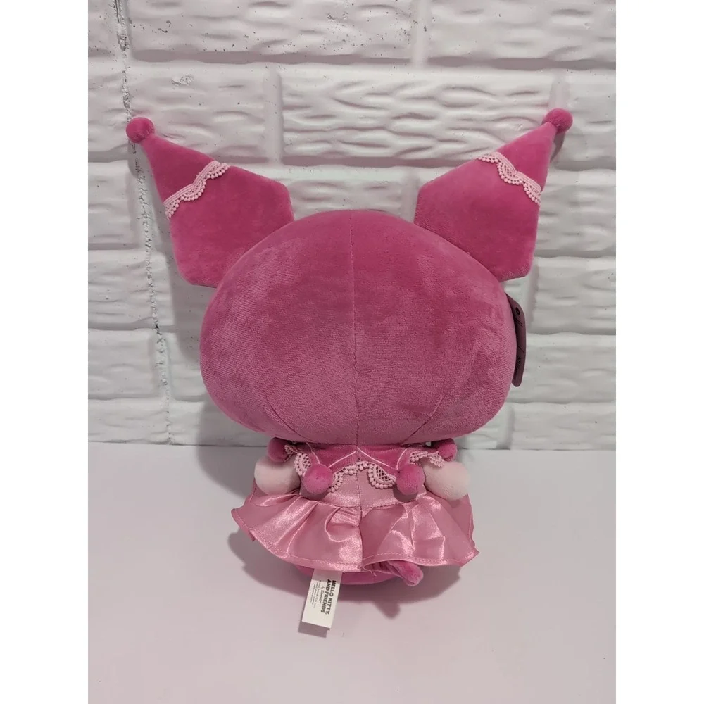 HELLO KITTY as PINK Monochorme Sanrio Kuromi 13
